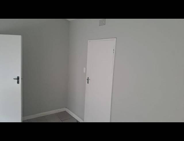 BUSINESS PROPERTY TO RENT IN WALMER